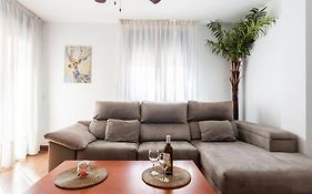 Ayala Beach Apartment