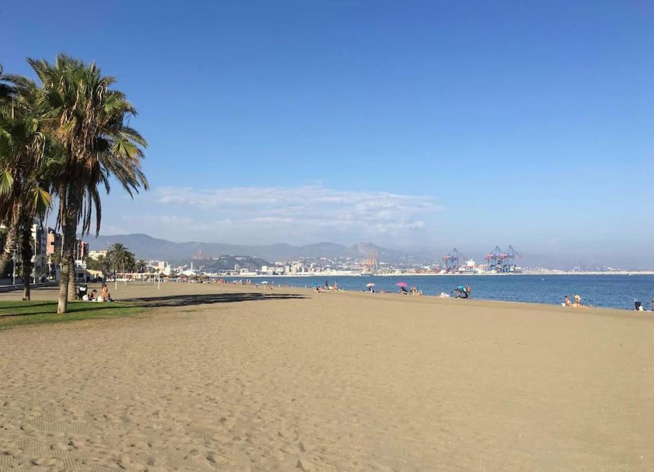 Ayala Beach Apartment Malaga Zewnętrze zdjęcie
